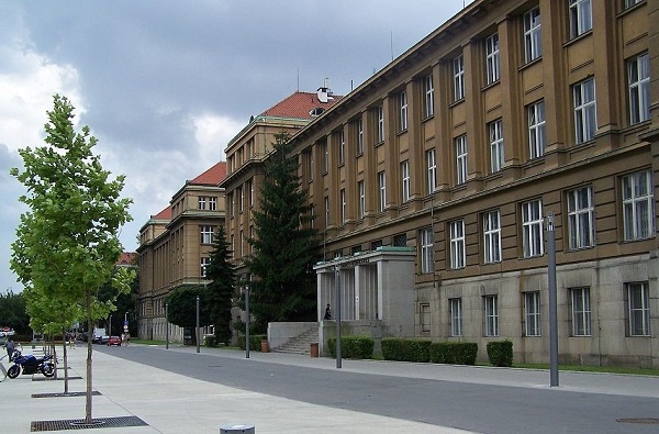 VŠCHT