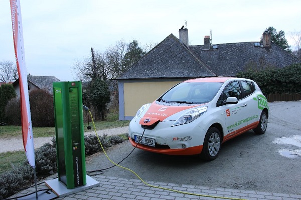Nissan Leaf v Loučni