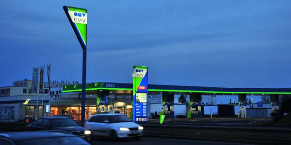 ČS OMV v noci